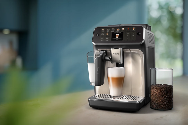 Philips 5500 Serisi EP5547/90 Tam Otomatik Espresso Makinesi